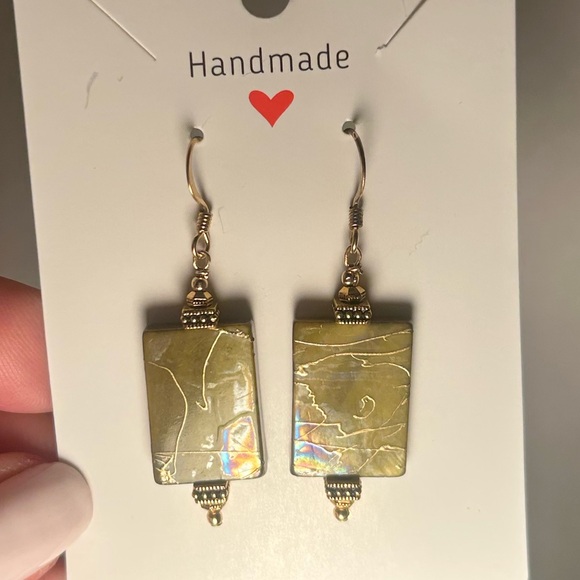 Hand crafted earrings in green with gold running through. Accented w/gold beads - Picture 4 of 4